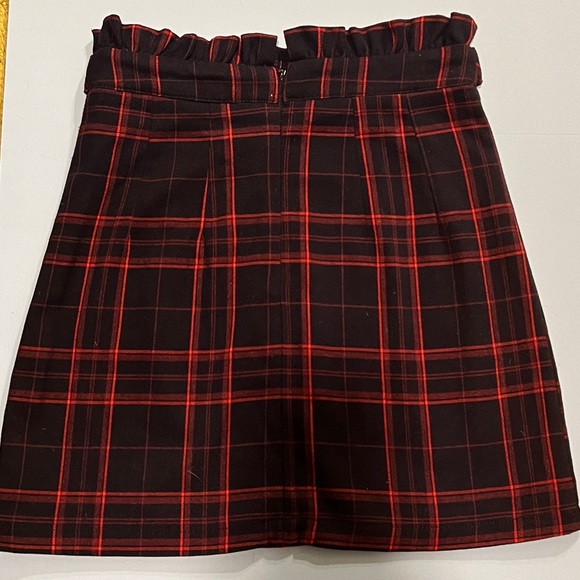 Mini skirt - Picture 2 of 3